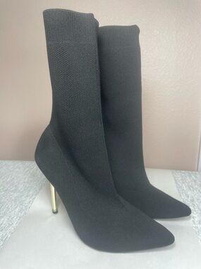 Cuccoo Sock Booties Black Knit Gold Heel Pointed Toe Boots Womens 8